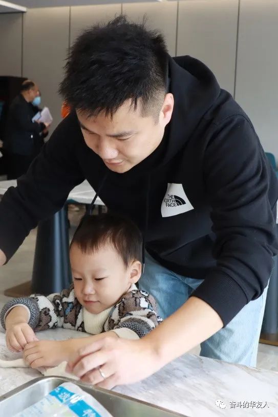 “童”心向未来 有“锂”才精彩——这场亲子活动，，让爱更亲密无间！-文化活动-浙江华友钴业股份有限公司