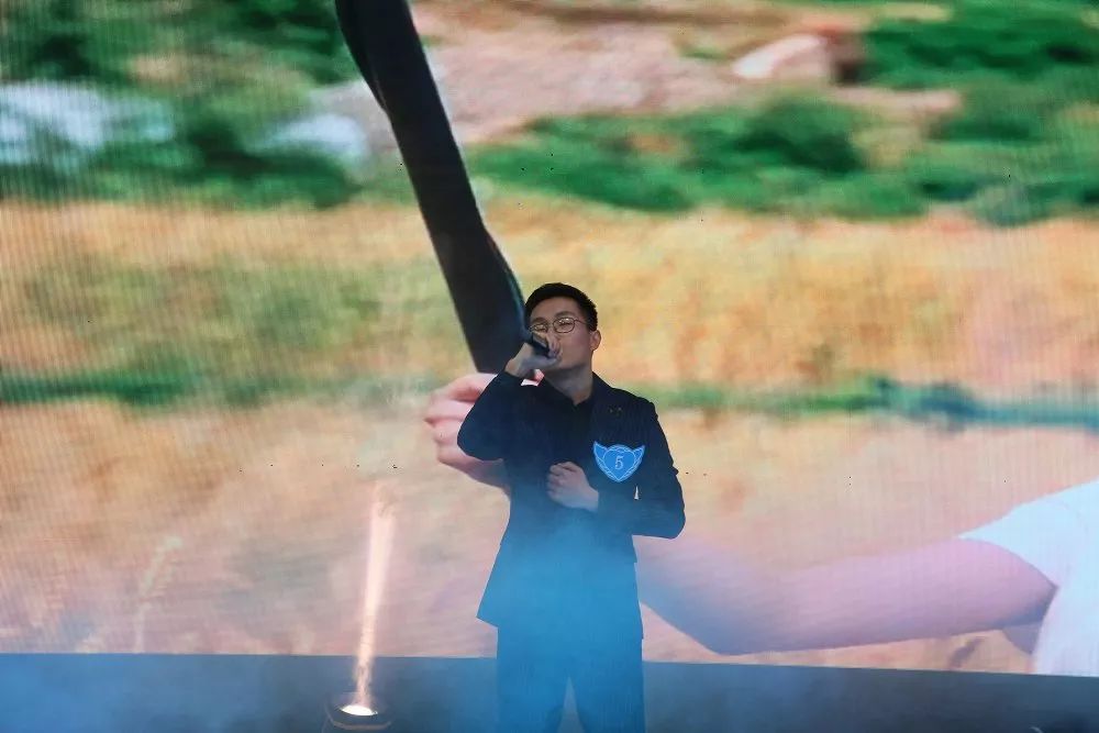唱响华友梦，，，，迈向新征程——华友钴业2020跨年演唱会圆满落幕（内含精彩视频）-文化活动-浙江华友钴业股份有限公司