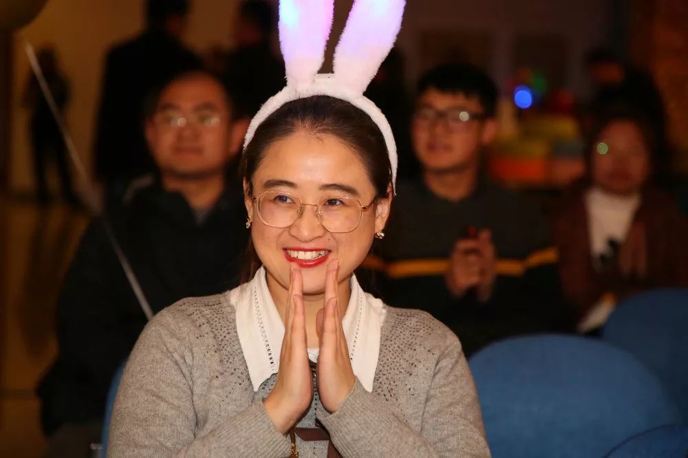 唱响华友梦，，，，迈向新征程——华友钴业2020跨年演唱会圆满落幕（内含精彩视频）-文化活动-浙江华友钴业股份有限公司