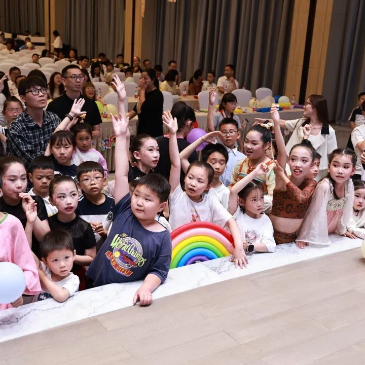 大手拉小手，，，一起庆“6·1”-文化运动-浙江华友钴业股份有限公司